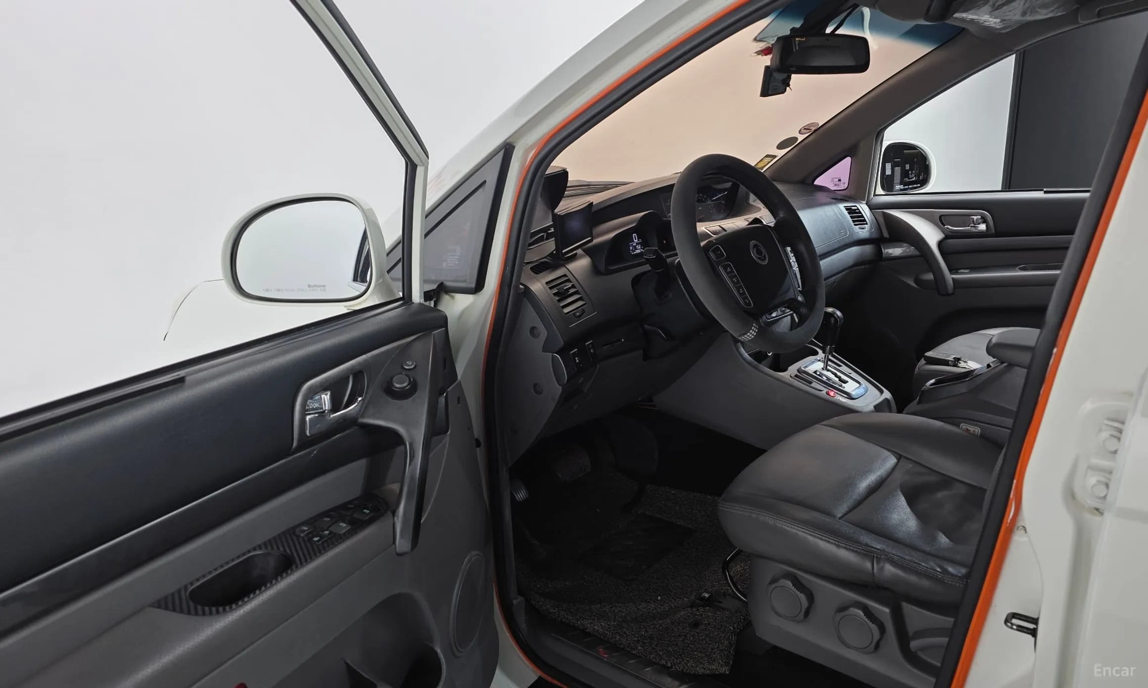 Korando Turismo
