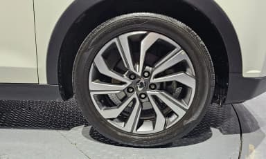 Berry New Tivoli