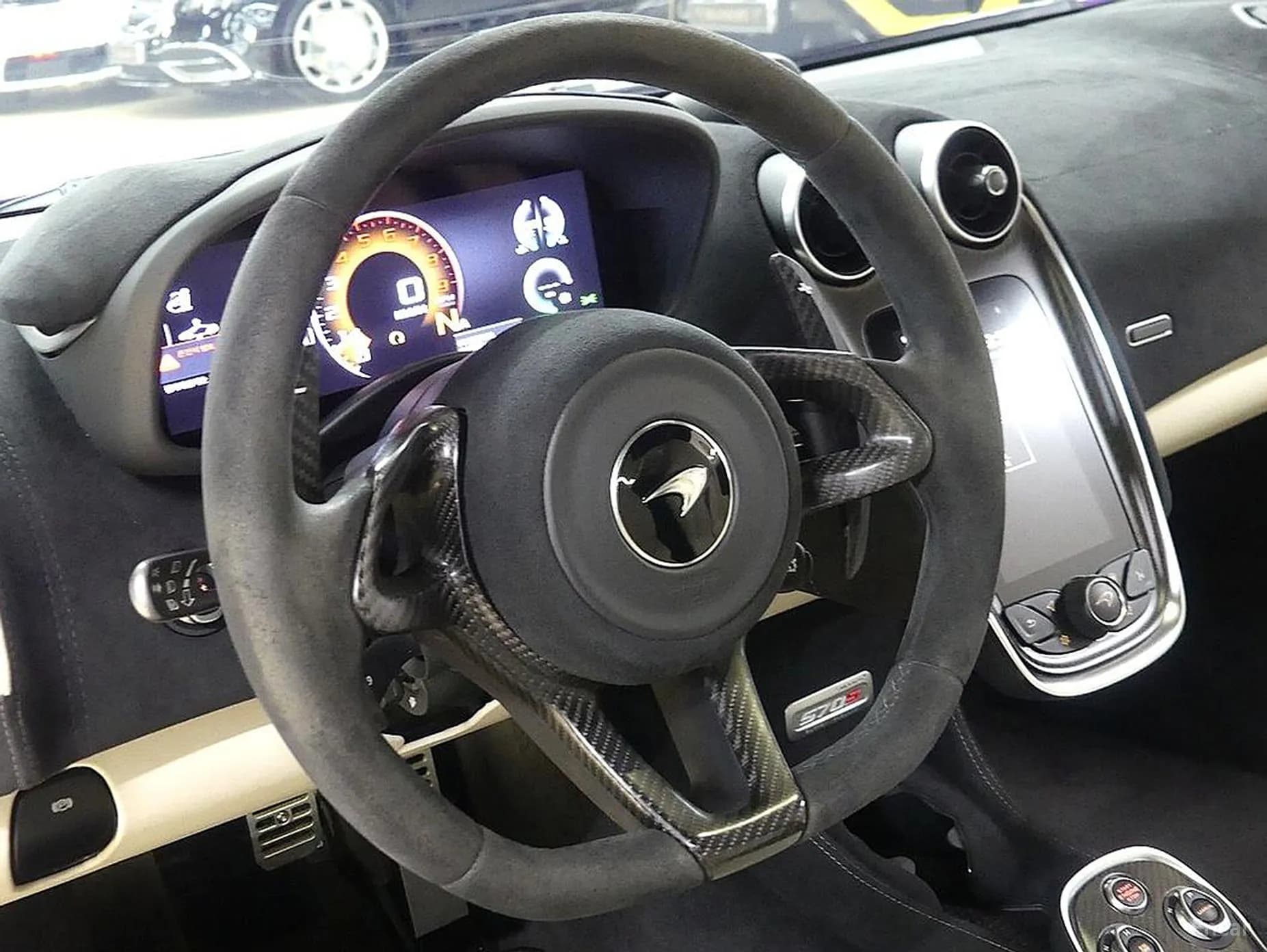 570S