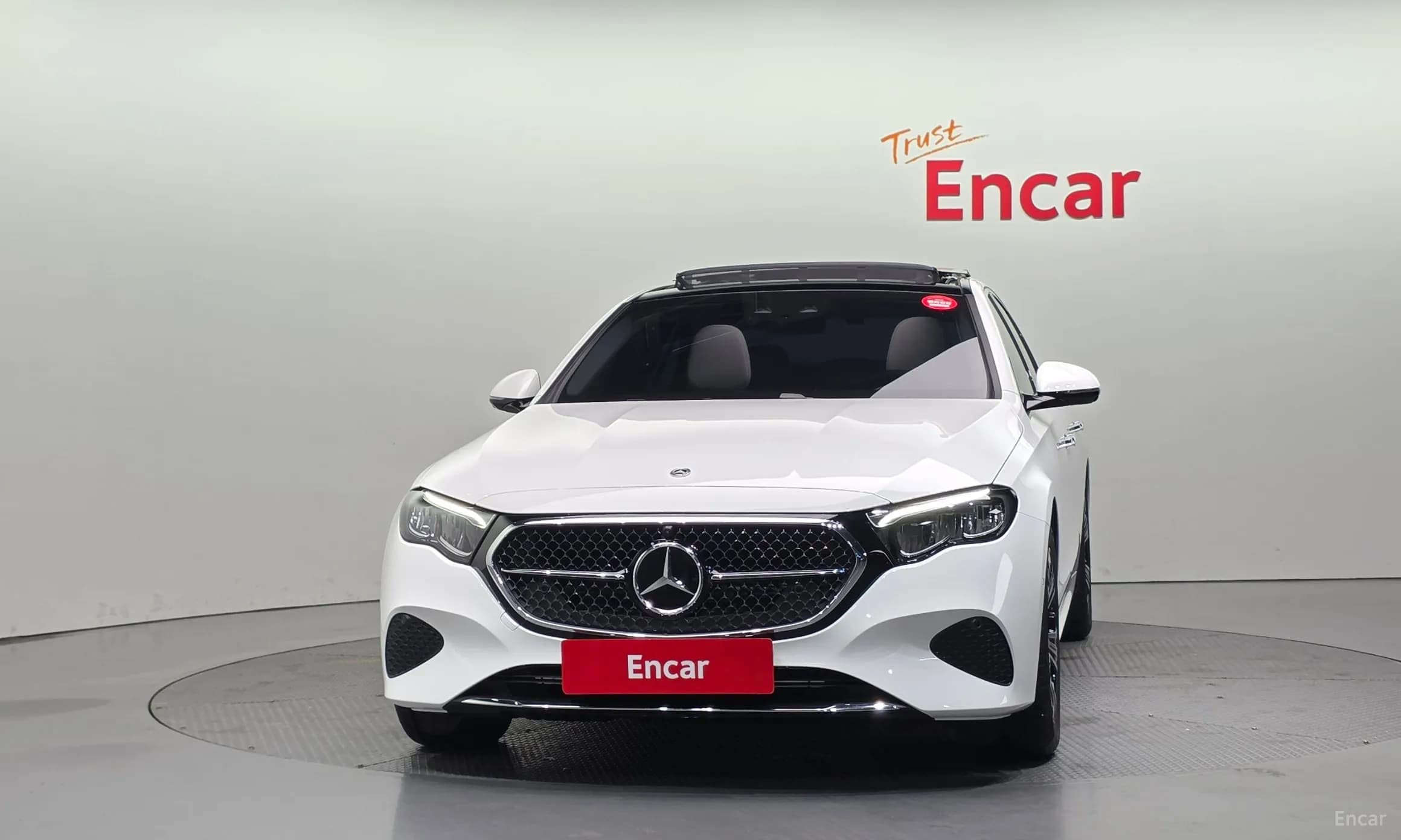 E-Class W214