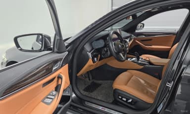 5 Series (G30)