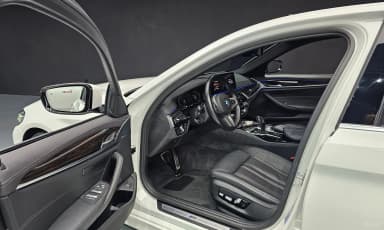 5 Series (G30)
