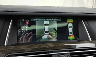 7 Series (F01)