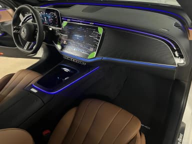E-Class W214