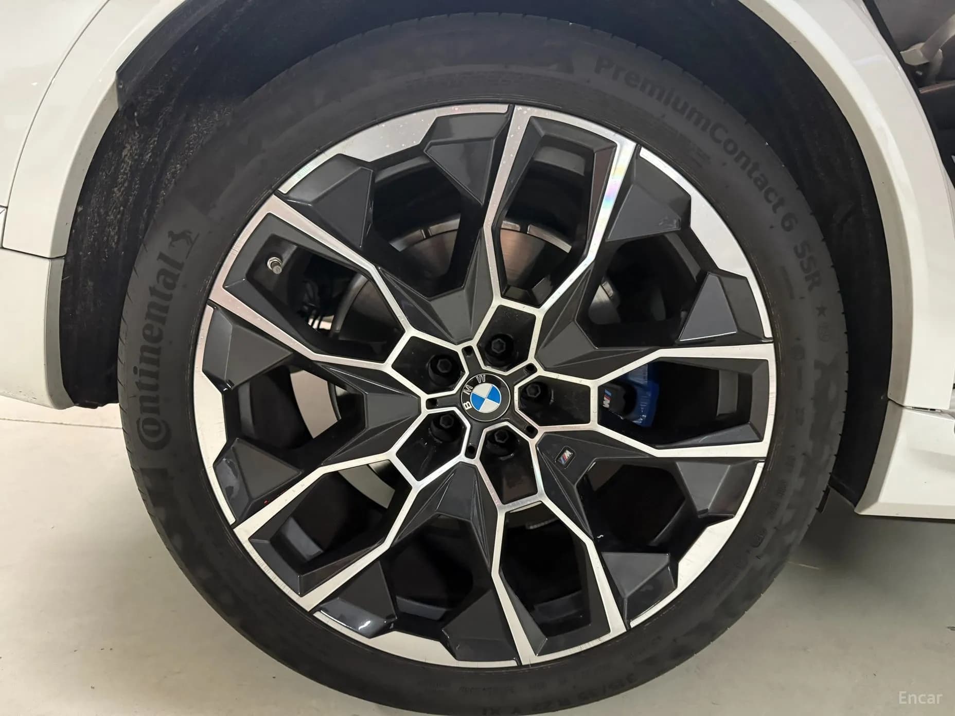 X7 (G07)