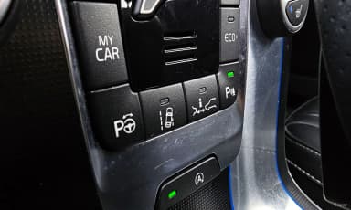 V40