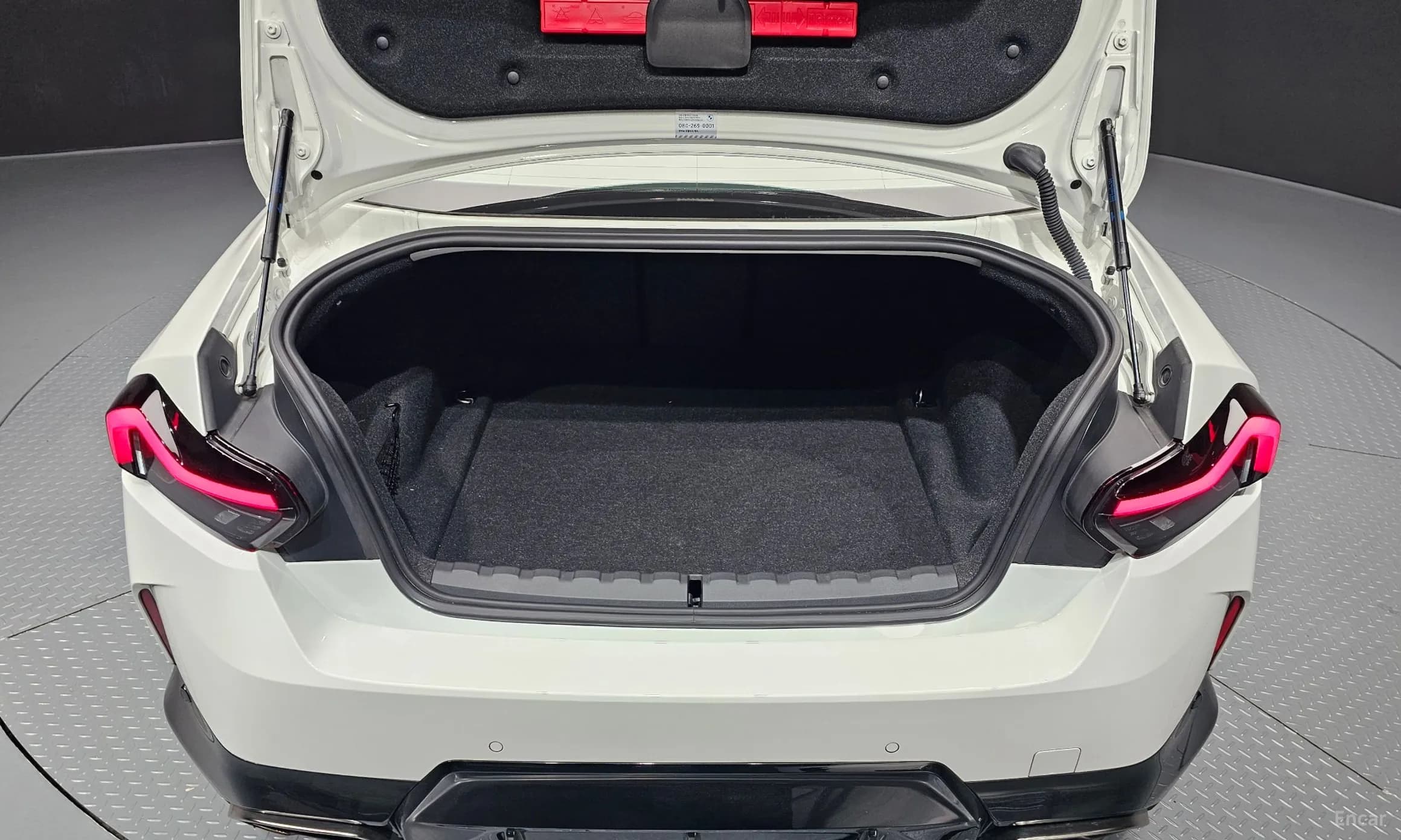 2 Series (G42)