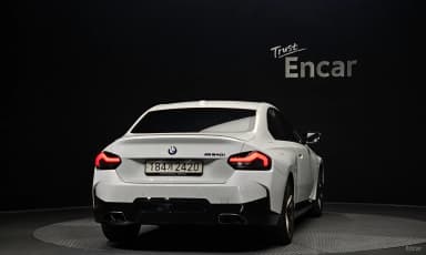 2 Series (G42)