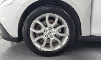 V40 Cross Country