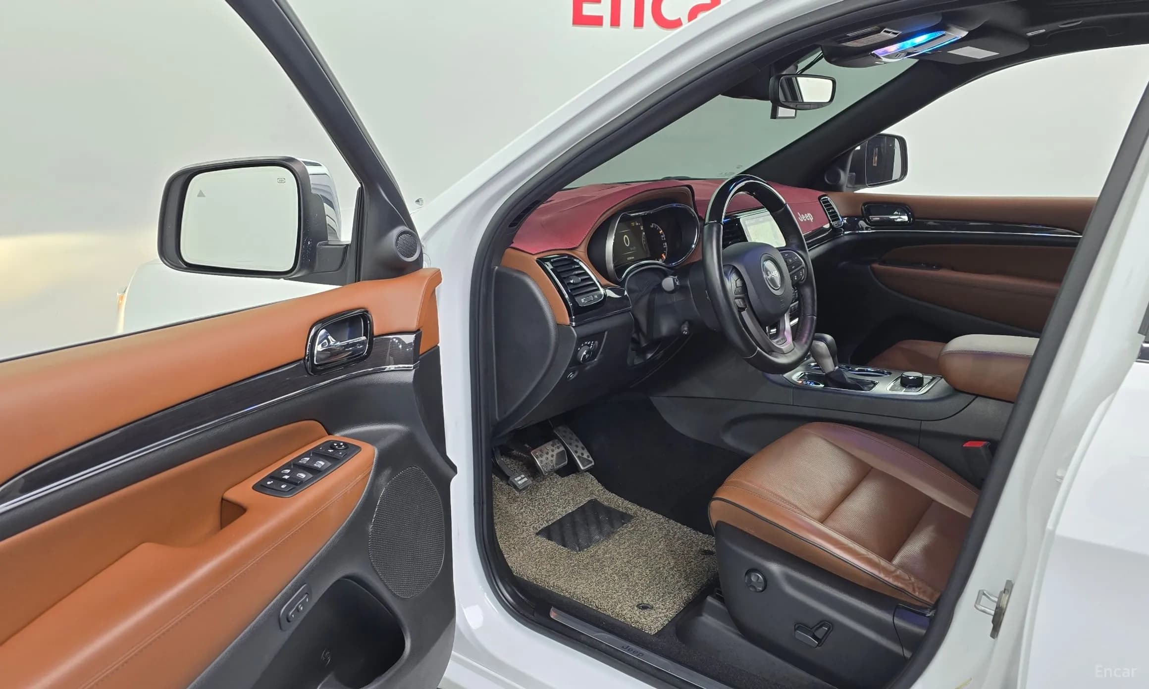 Grand Cherokee