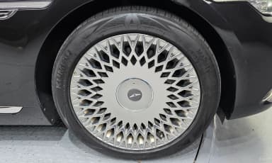 G90