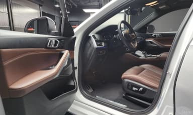 X6 (G06)