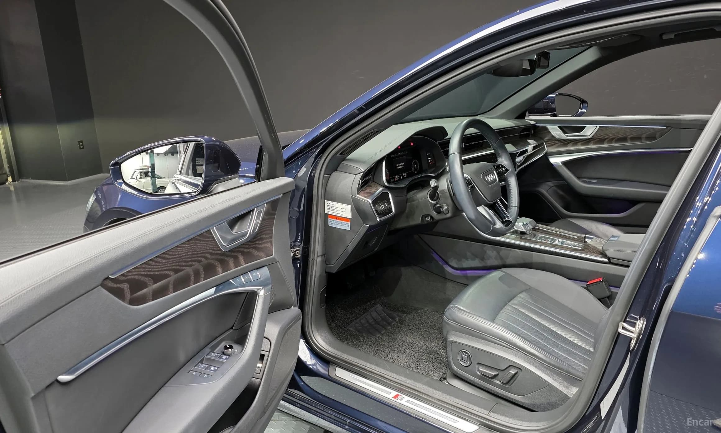 A6 (C8)