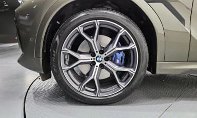 X6 (G06)