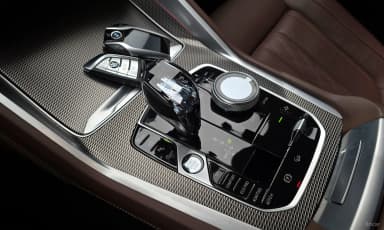 X6 (G06)