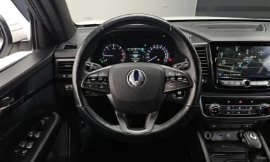 Rexton Sports Khan