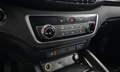 Rexton Sports Khan