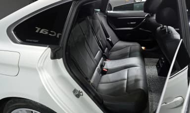 Series 4 (F32)