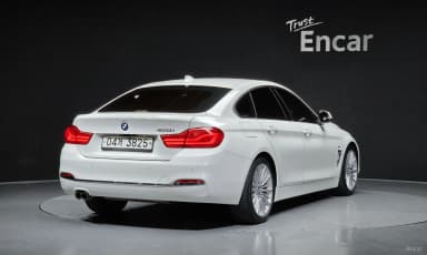 Series 4 (F32)