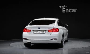 Series 4 (F32)