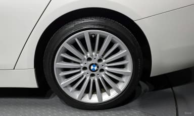 Series 4 (F32)