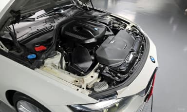 Series 4 (F32)