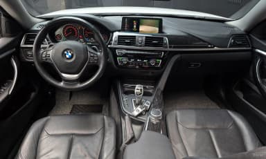 Series 4 (F32)