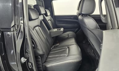 Rexton Sports Khan