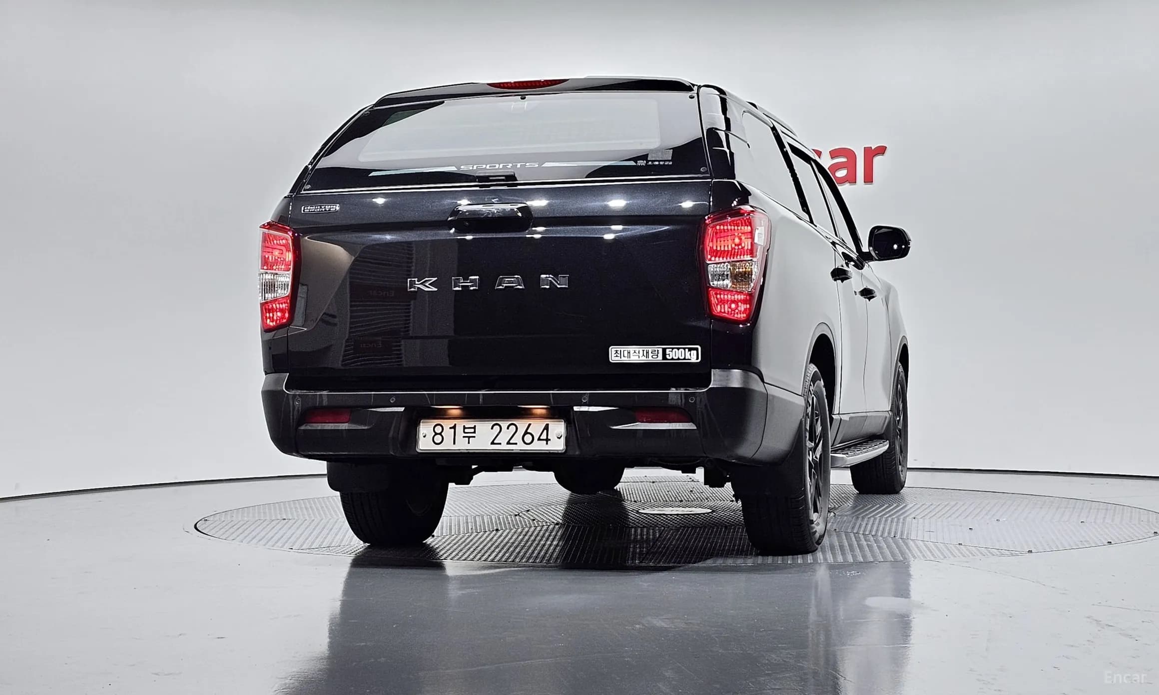Rexton Sports Khan