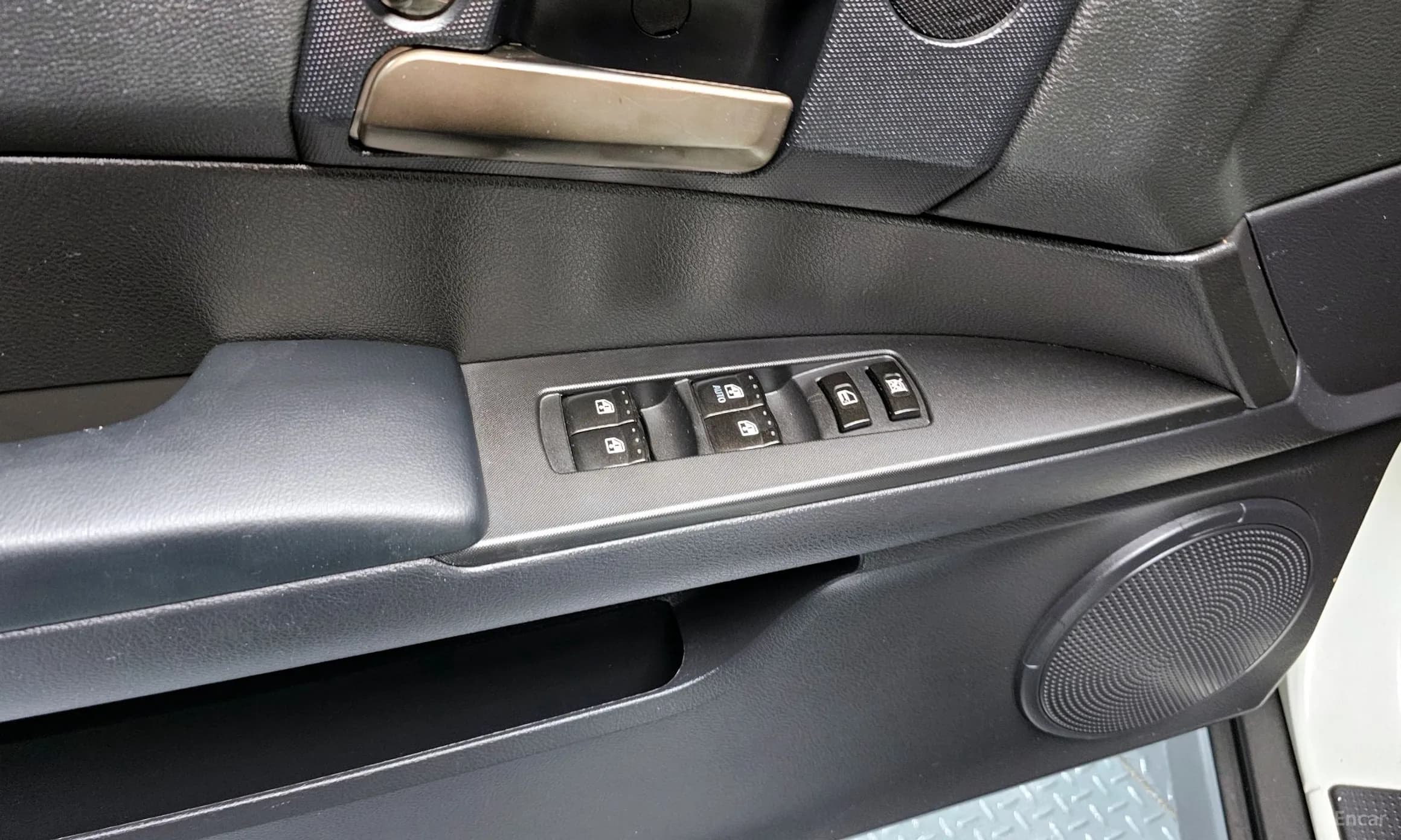 Korando Sports