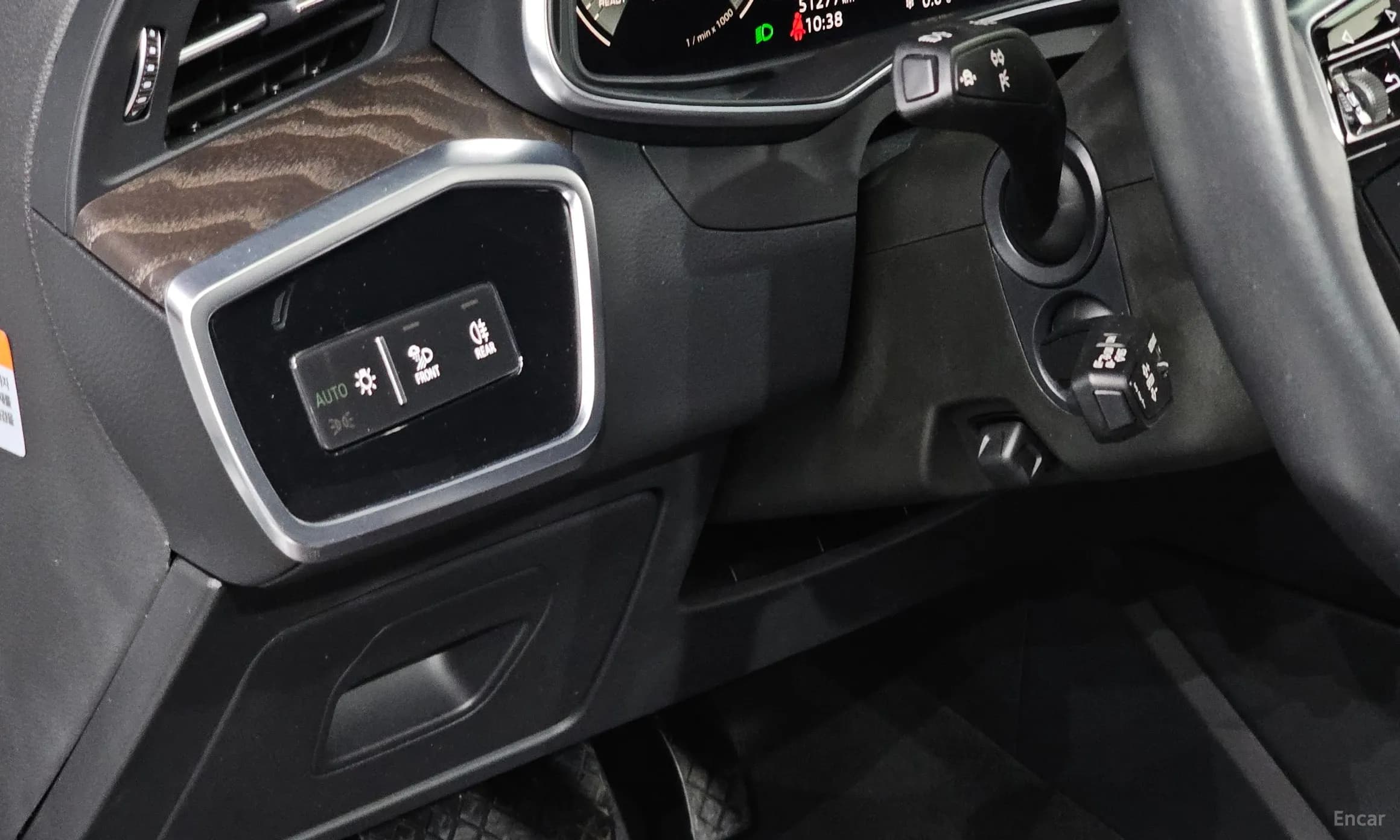 A6 (C8)