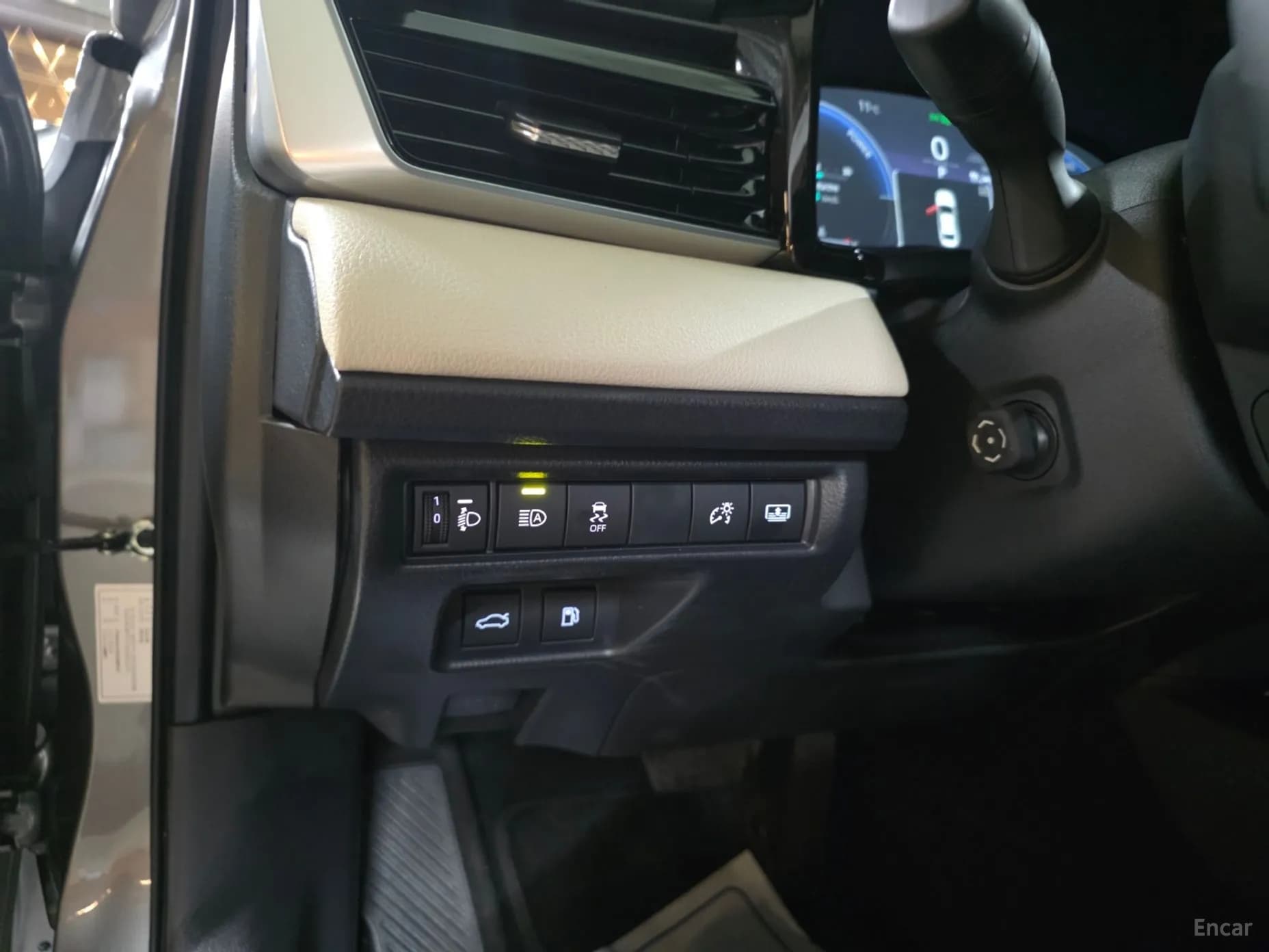 Camry (XV80)