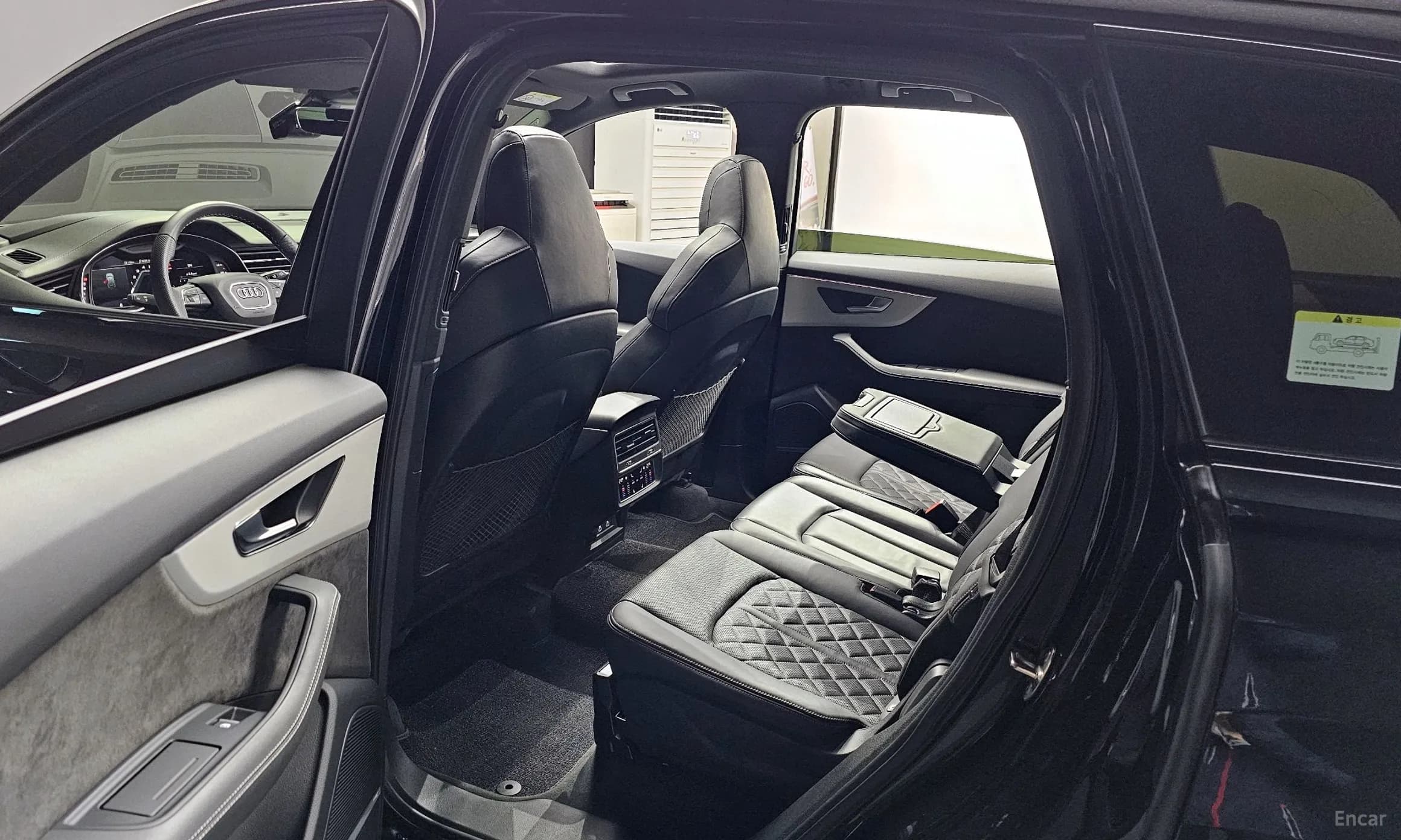 Q7 (4M)