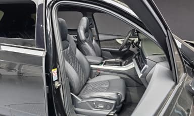 Q7 (4M)