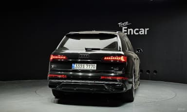Q7 (4M)