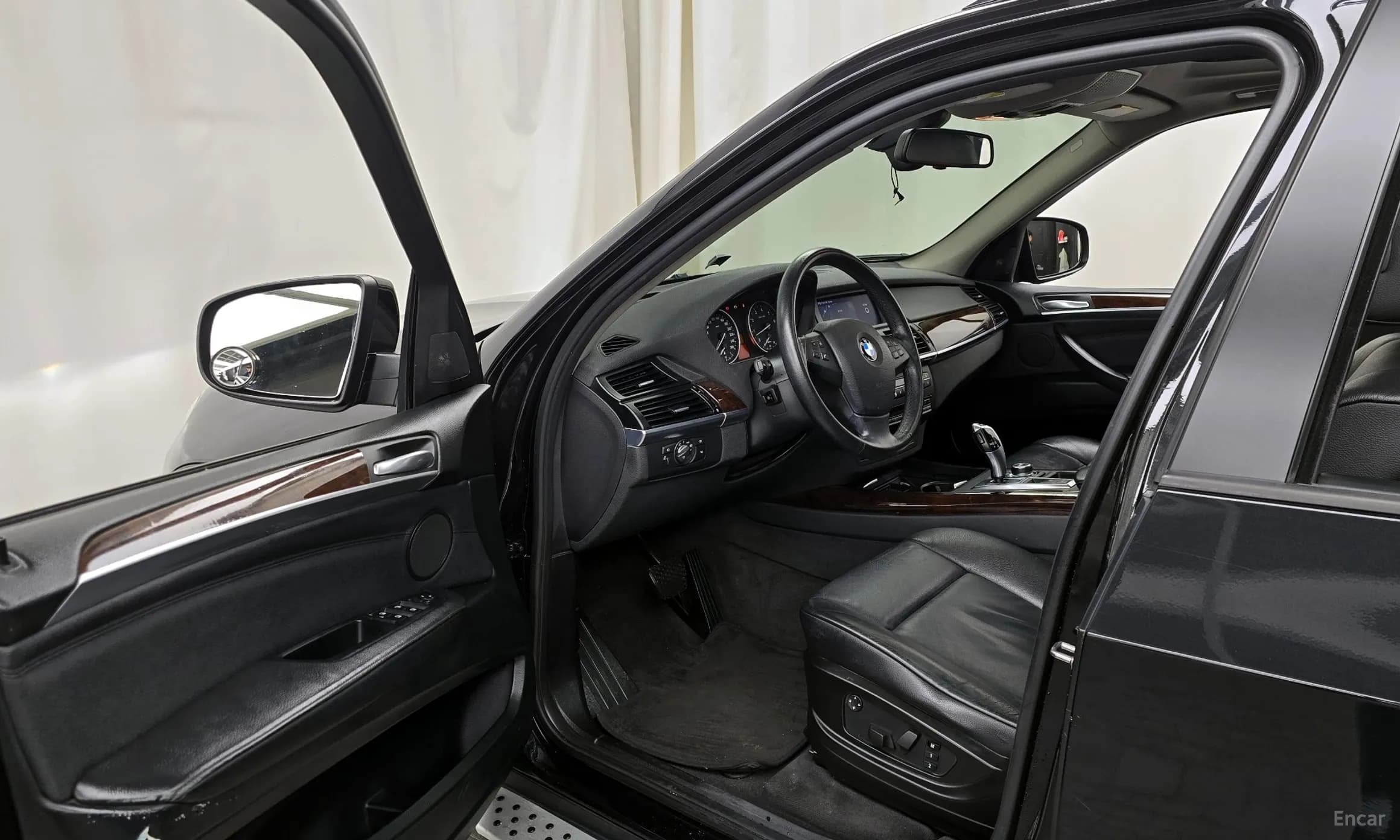 X5 (E70)
