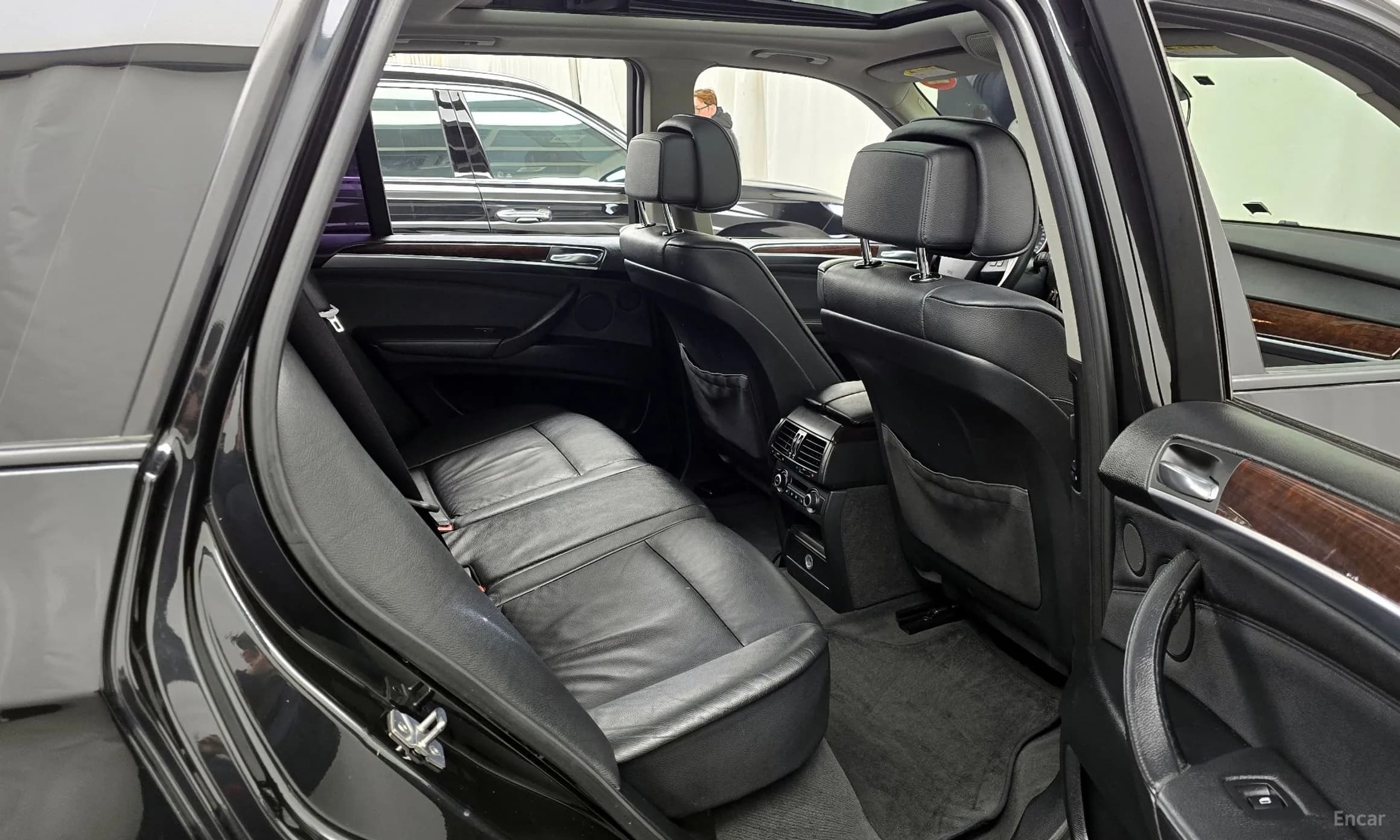 X5 (E70)
