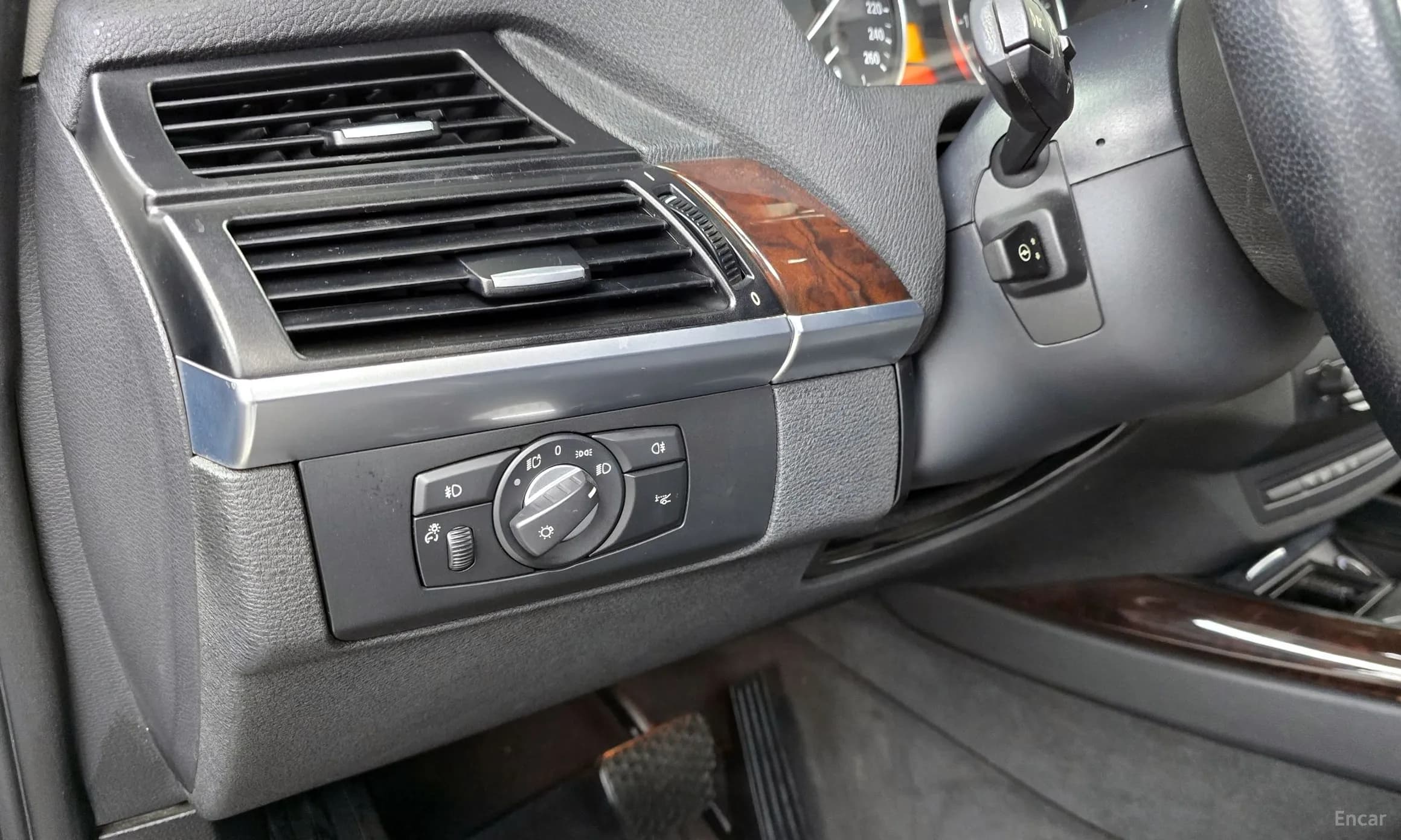 X5 (E70)