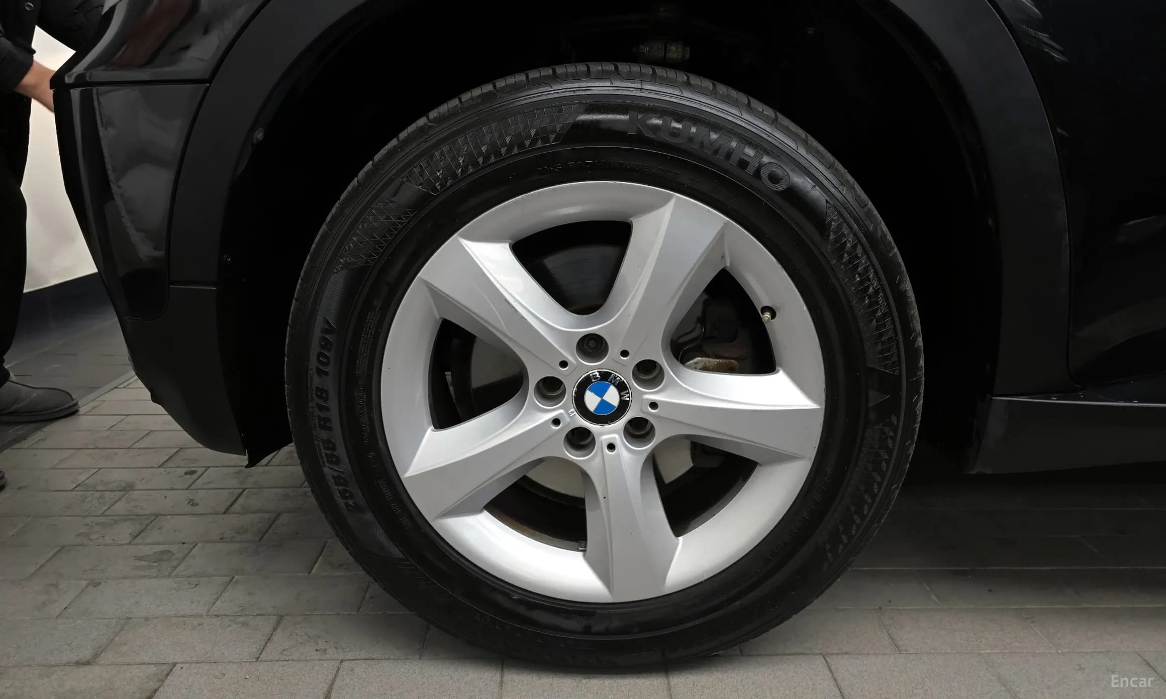 X5 (E70)