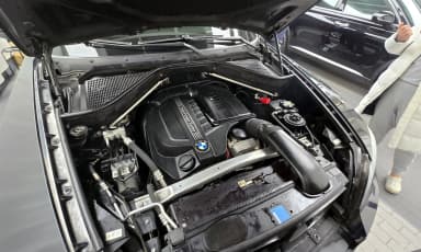 X5 (E70)