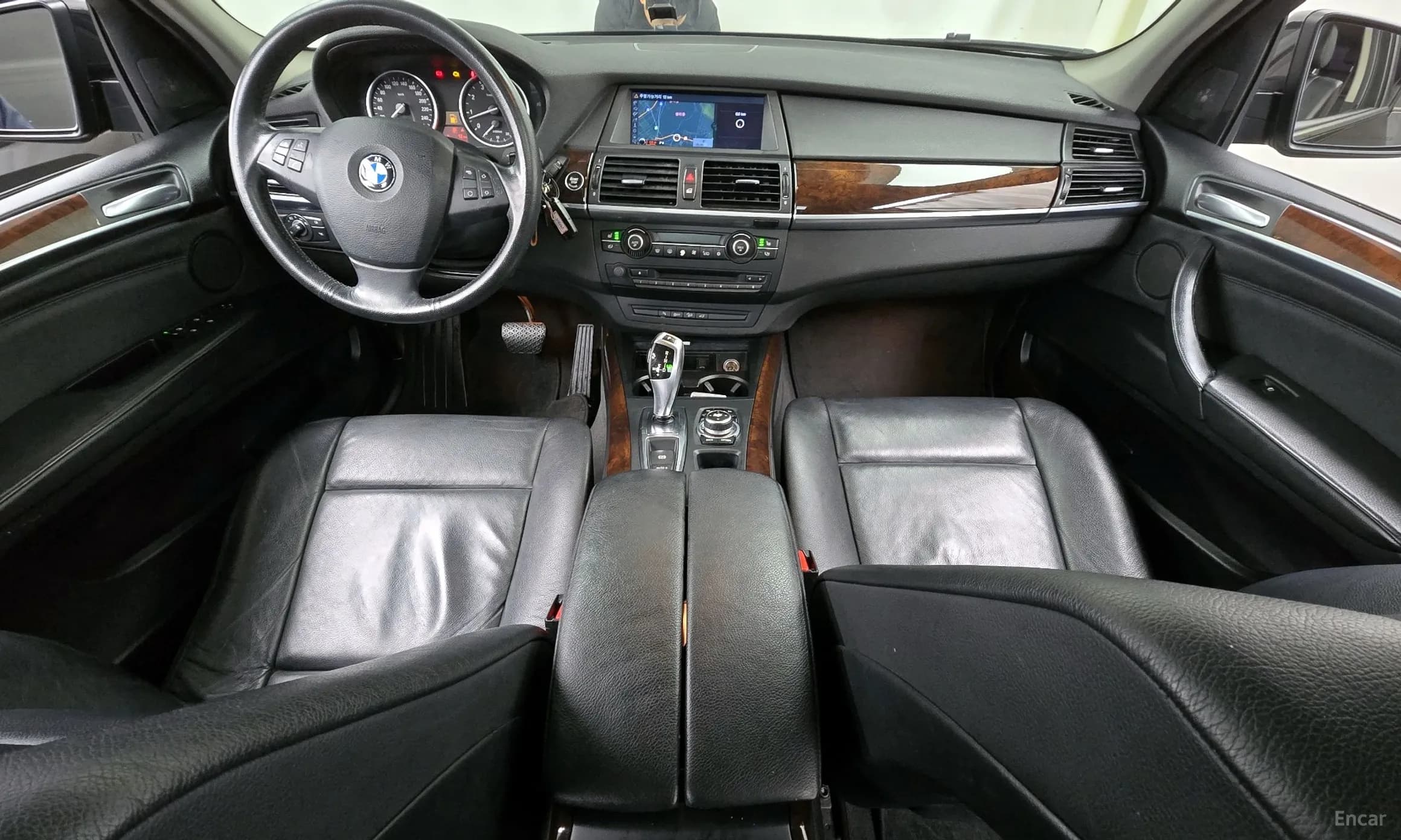 X5 (E70)