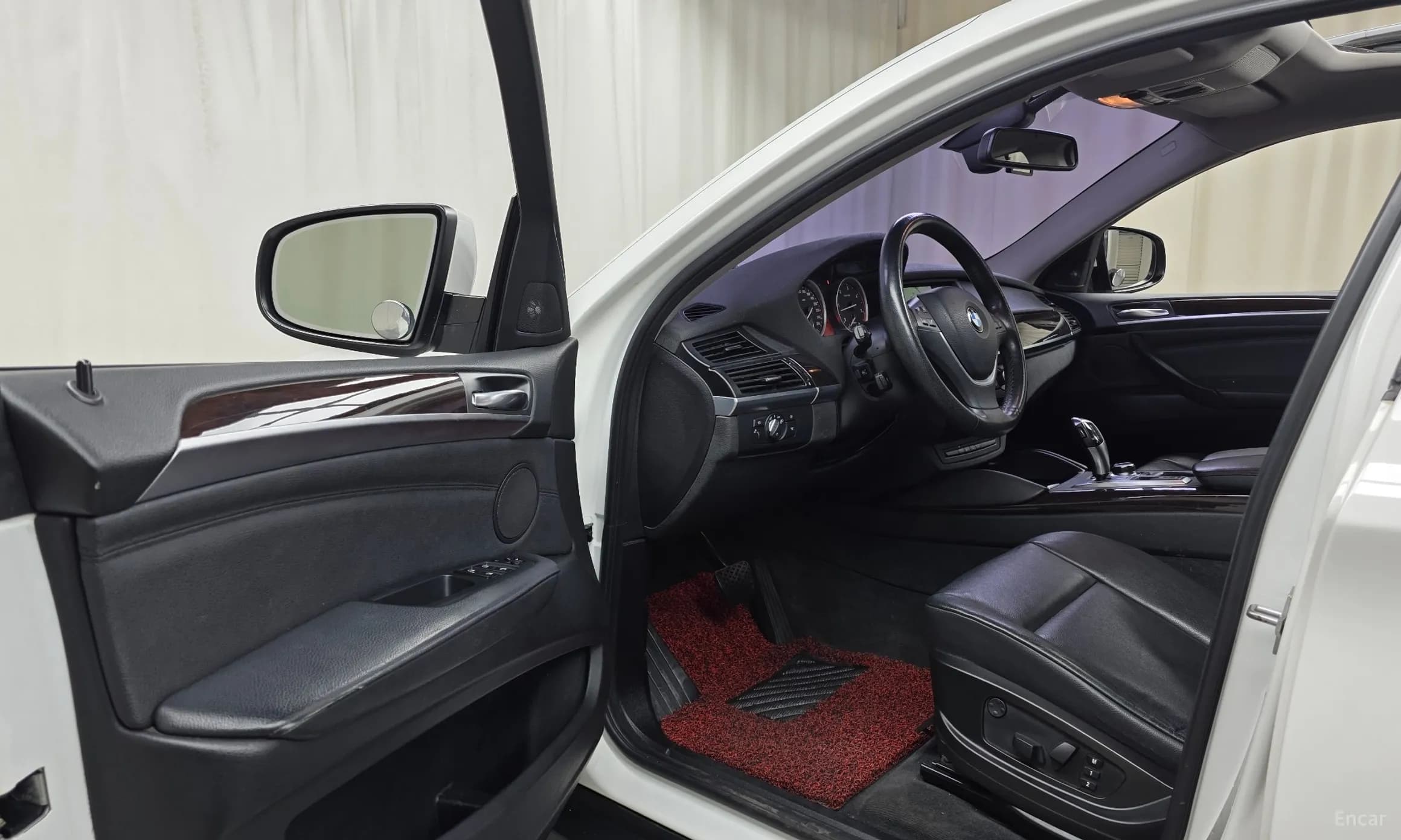 X6 (E71)