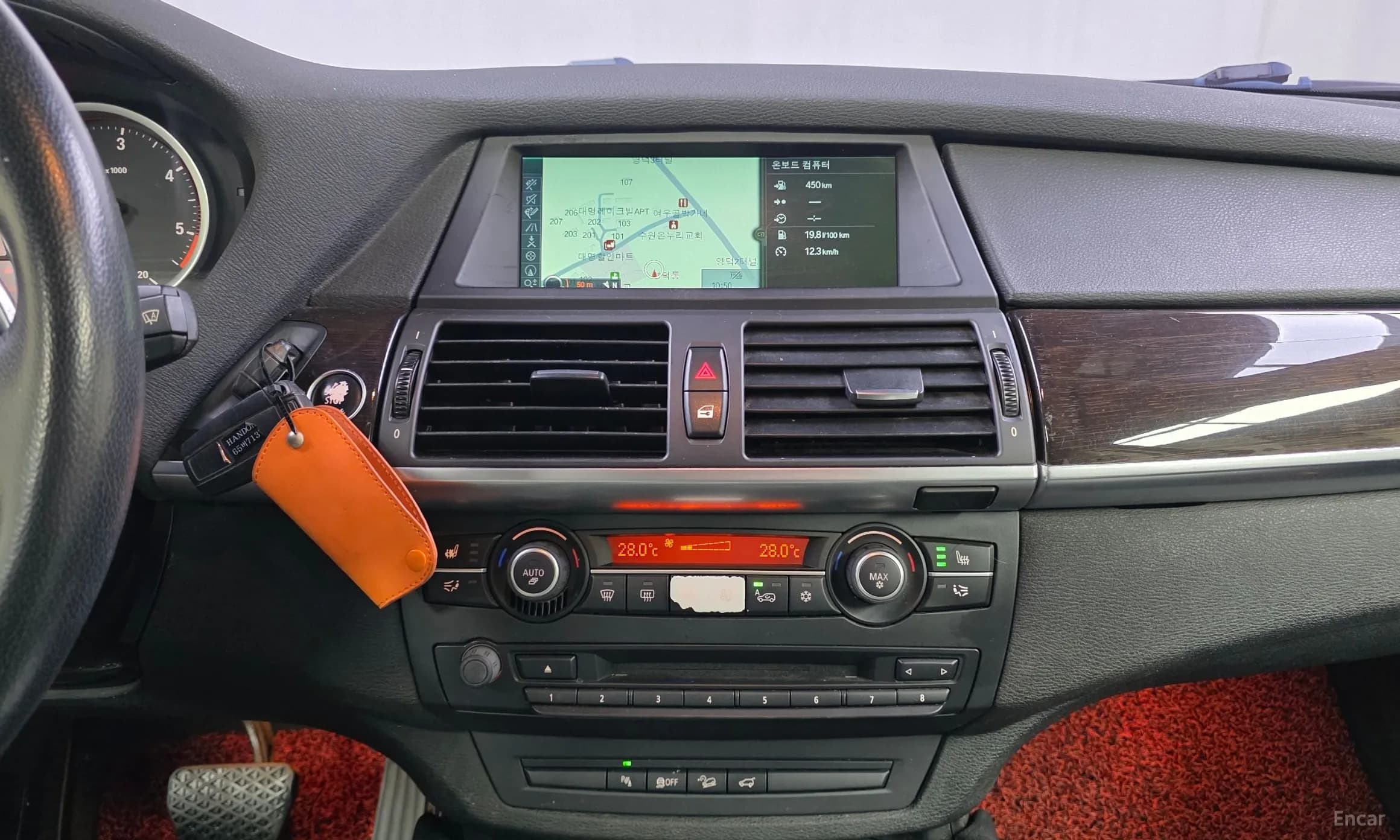 X6 (E71)