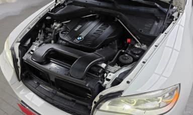 X6 (E71)