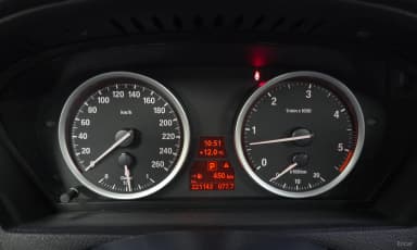 X6 (E71)
