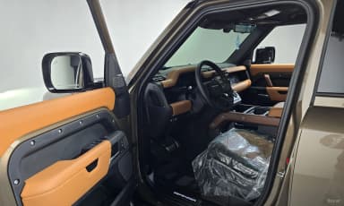 Defender (L663)