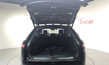 Range Rover Bella