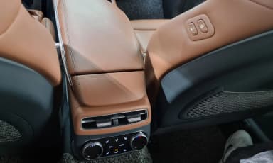 GV70