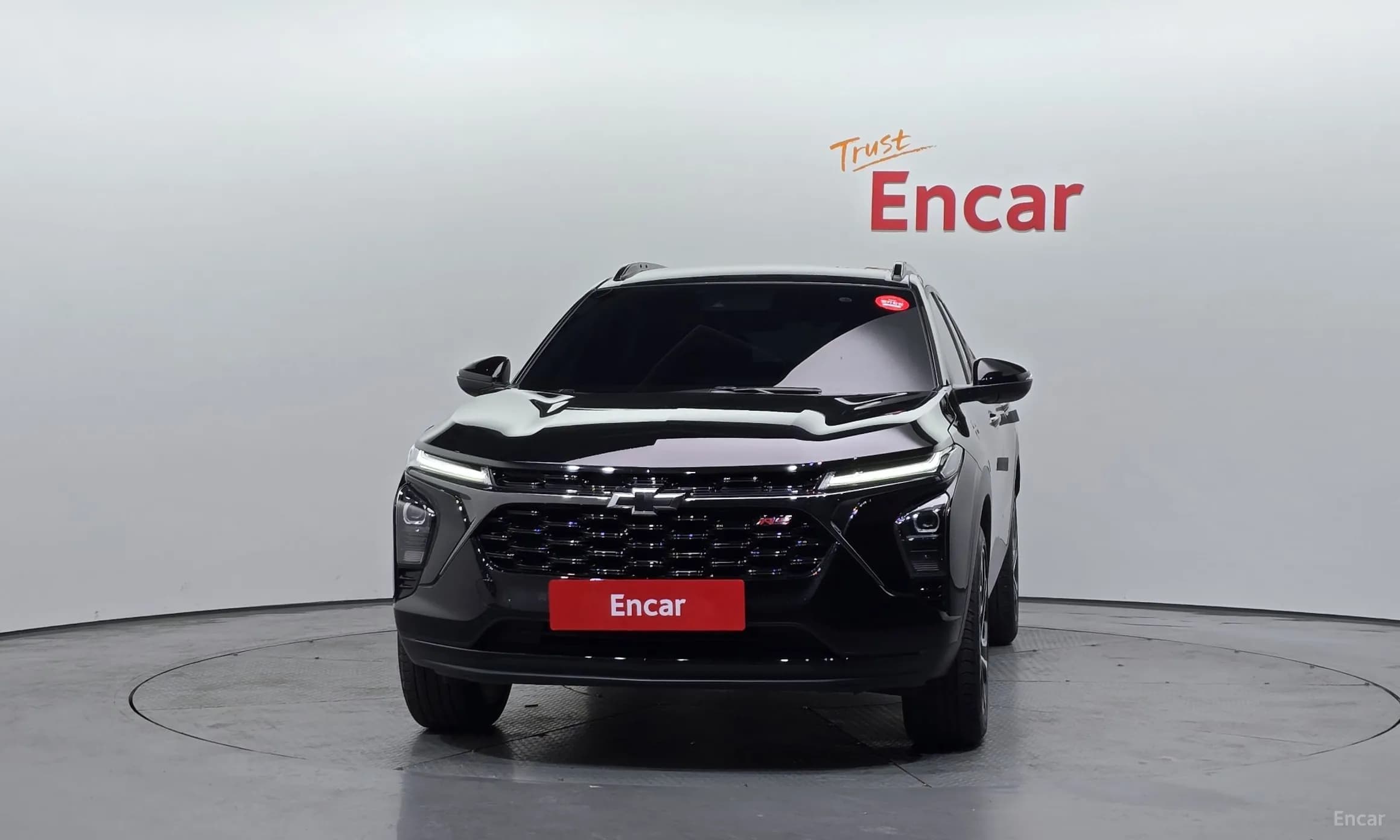 Trax Crossover