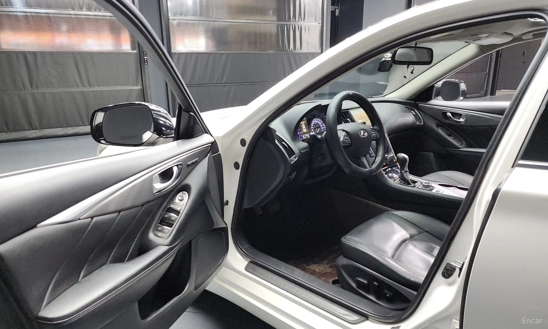 Q50